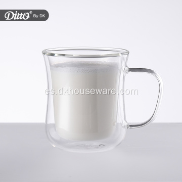 Taza de café de vidrio con leche espresso de doble pared